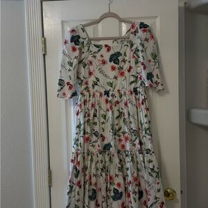 Ivy City Co Cora Floral Dress